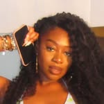 Avatar of @_noellaesther