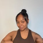 Avatar of @bodybylauraa