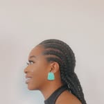 Avatar of @laurathetherapist
