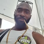 Avatar of @rich_ard_bodied
